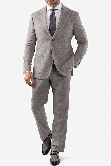 Костюм светло-серый