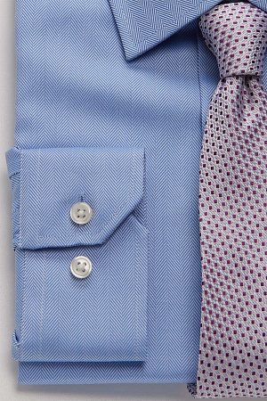 Рубашка голубая елочка